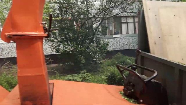 Дробление веток деревьев в Тольятти.