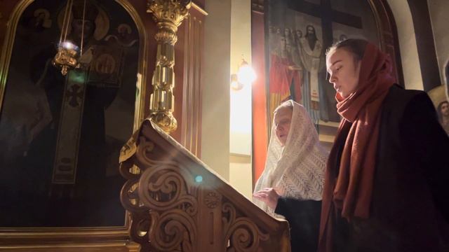 «Достойно есть» - напев подобна 2-го гласа Оптиной Пустыни смотреть онлайн