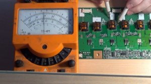 PHILIPS 37PFL7332 repair ремонт телевизора изображение появляется на 1 сек и тухнет