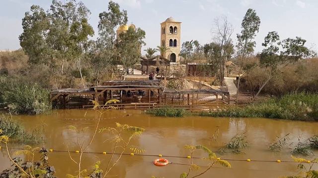 The Jordan River overflowed at the site where the Israelites crossed it and Jesus was baptized смотреть онлайн