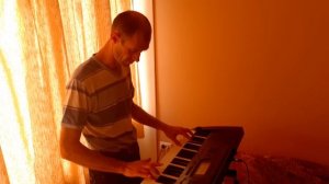 дым сигарет с ментолом на синтезаторе