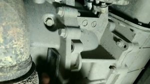 Цоканье, посторонние звуки под Джили Атлас