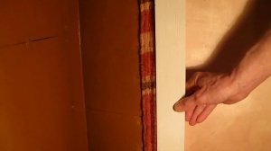 ⚠️ Как утеплить и уплотнить входную дверь одеялом