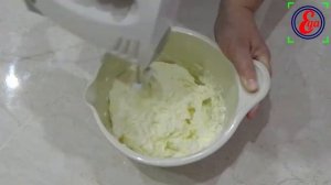 Бисквитный торт "Белоснежка" со сливочным кремом