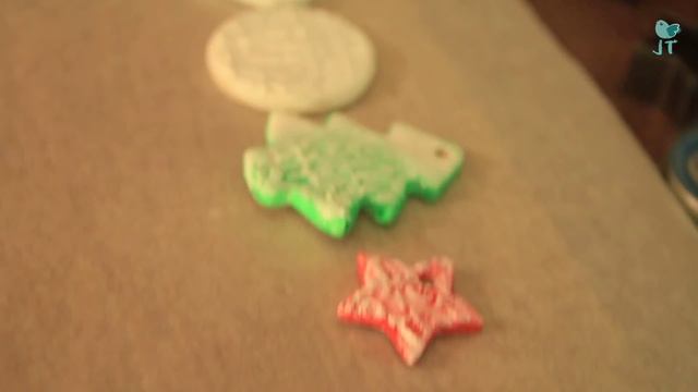 Как сделать новогодние игрушки своими руками. Новогодние игрушки из соленого теста смотреть онлайн