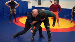 Вольная борьба  Проход за спину