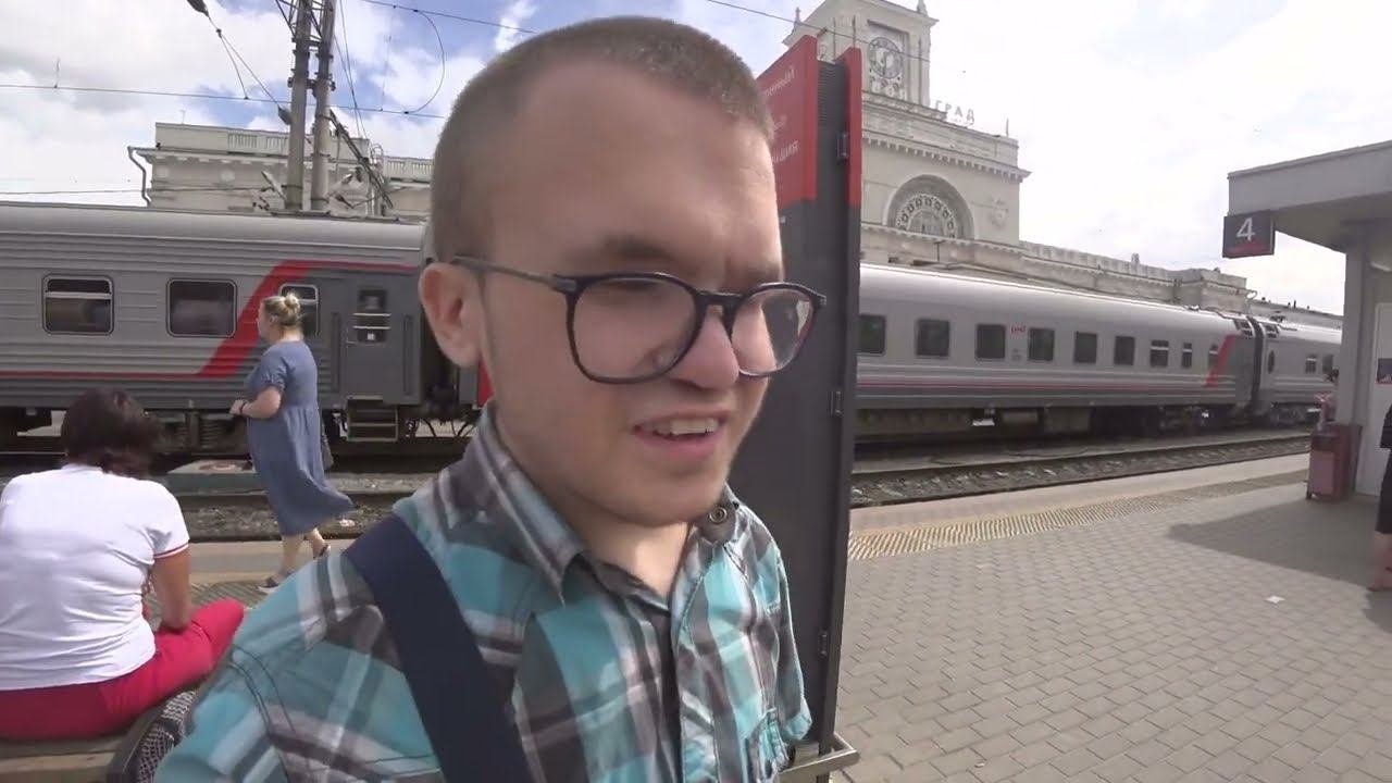 251) 