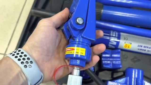 Набор гидравлики для кузовного ремонта 10 тонн REMAX смотреть онлайн