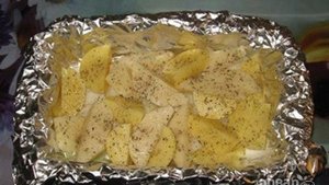 Куриная голень с картошкой в духовке