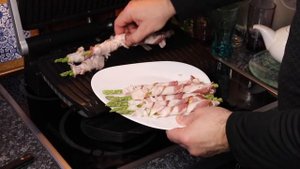 Пальчики оближешь!!! Спаржа с беконом на гриле от обзорЧика