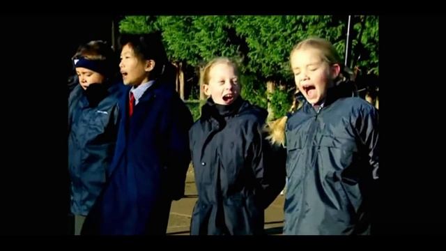 Kid's Box 1 Unit 3 Video Who's got the ball? смотреть онлайн