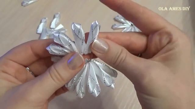 ❤️️ Я в Восторге от Них❤️️ Красивые ЦВЕТЫ из Узкой Ленты/Narrow Ribbon Flowers/Flor de fita/Ola ame смотреть онлайн