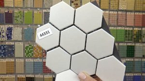 Белая противоскользящая керамическая шестиугольная мозаика
