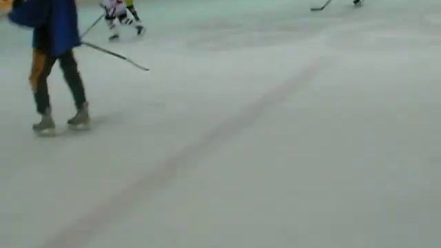 Хоккей. Дети VS Родители 4 смотреть онлайн