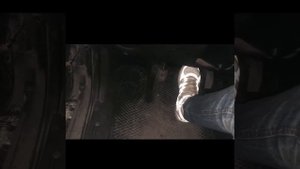Лада Гранта Спорт НП. Ставим колесные шпильки, меняем передние трубки на стойки пневмоподвески.