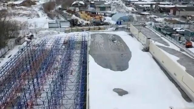 Аэросъемка самонесущего склада из фронтальных стеллажей