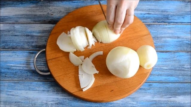 Бараньи ребрышки с луком — видео рецепт смотреть онлайн