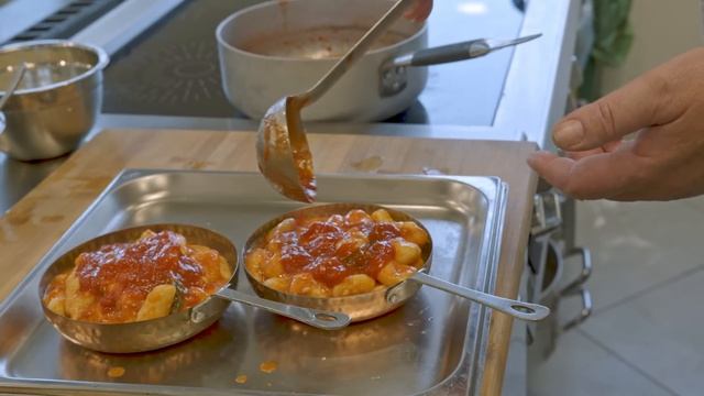 Gnocchi alla Sorrentina: originale vs. gourmet con Antonio Sorrentino e Gennaro Esposito