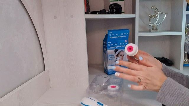 Распаковка щётки массажера для лица
