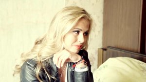 Инстаграмщицы: Анастасия Смирнова переедет к ВДВшнику