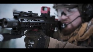 Видео обзор на страйкбольный автомат (East Crane) MK4 10 INCH M-LOK EC-643 RED