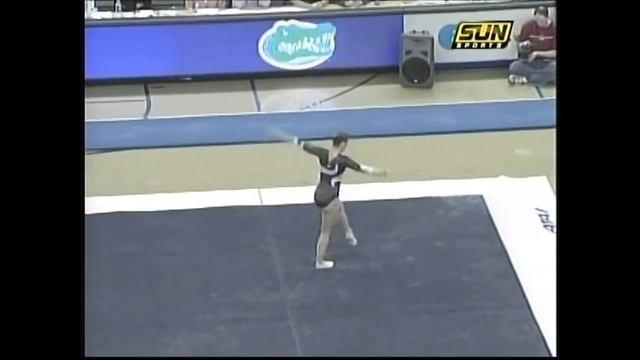 NCAA Gymnastics: 2007 Alabama at Florida - 3rd Rotation смотреть онлайн