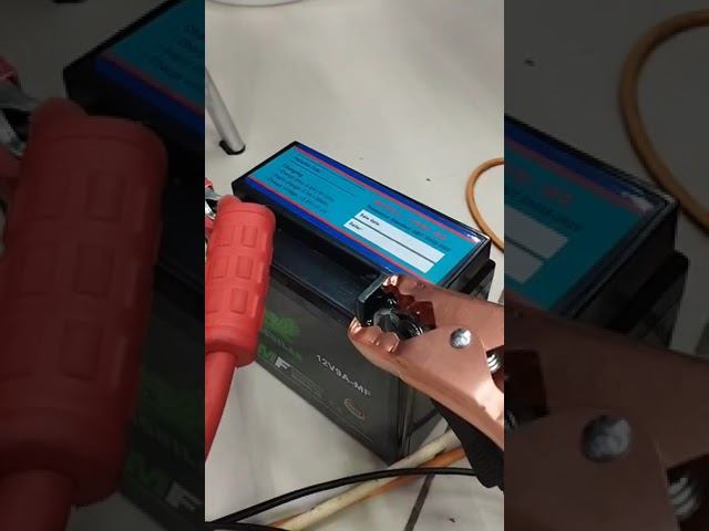 Как оживить аккумулятор #активныйотдых #automobile смотреть онлайн