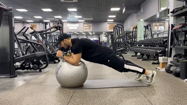 «Пила» на мяче смотреть онлайн