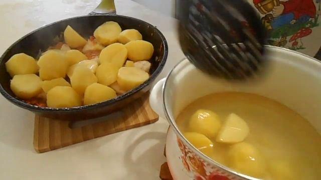 Как двигать дела вперёд с ритуальной едой из осетра | ГастроМагия смотреть онлайн