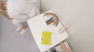 Что делает ребенок, пока мама на приеме у врача?