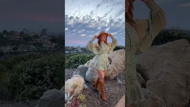 Подпишись, я рассказываю, как делать шикарные фото!? #фото #фотосессия #фотографии #сьёмка #позинг смотреть онлайн