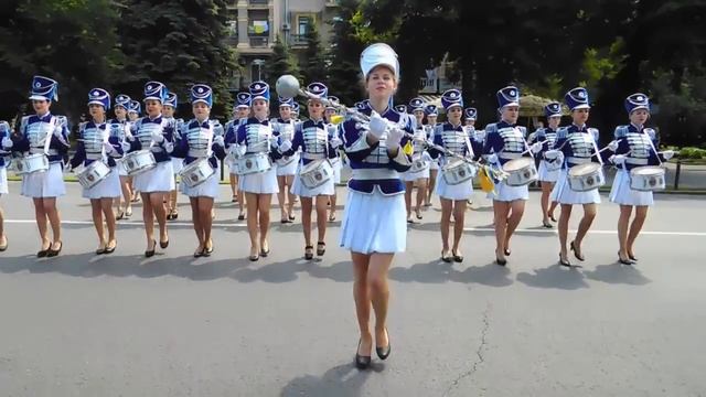 Веселые барабанщицы