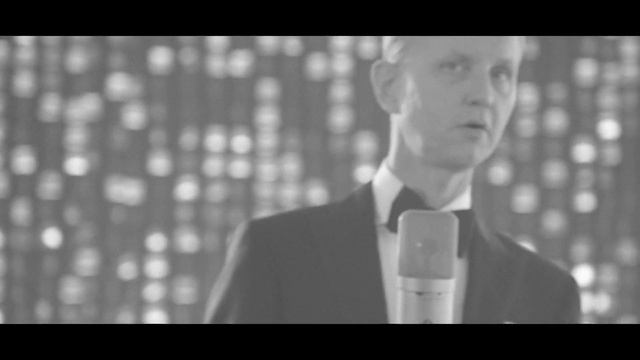 Max Raabe & Palast Orchester: Smoke Gets in your Eyes смотреть онлайн