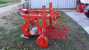 Мотоблок МТЗ 09Н, копалка КТФ2 настройки (kopaczka do ziemniaków, potato digger machine in Belarus)