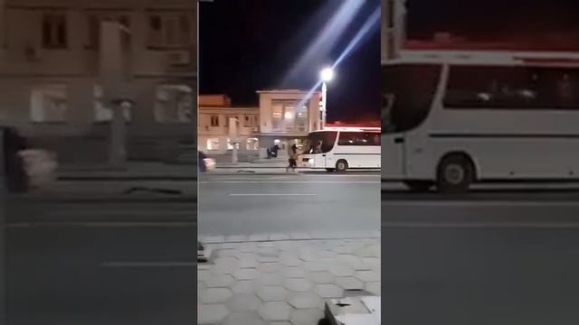 Мъж скочи пред автобус пред автогара "Юг" в Пловдив