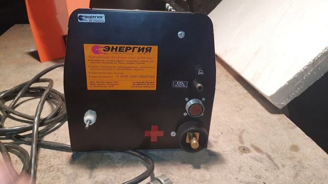 Обзор и подключение подающего механизма сварочного полуавтомата Энергия Сварка СПМ-430 к ВДУЧ-350 смотреть онлайн