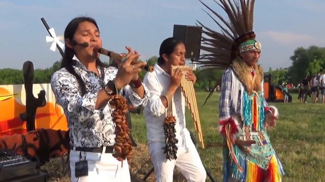 Музыка радости и солнечного света Anacu  -- Ecuador Spirit (Alpa) & Sumac Kuyllur (Diego)