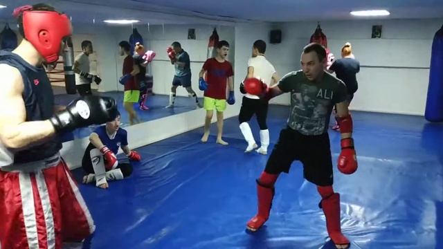 2019.12.09 Спарринг по тайскому боксу в клубе Лотос смотреть онлайн