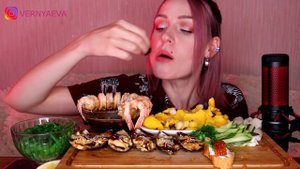MUKBANG | Гребешки с тыквенным пюре, запеченные мидии, креветки, кальмары, соус | Seafood не ASMR