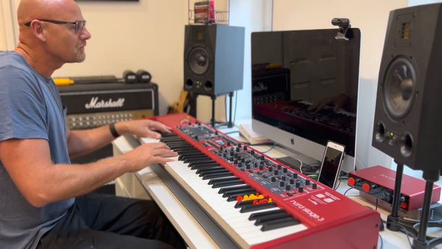 Lisa It’s Your Birthday THE CORRECT NOTES Piano Tutorial смотреть онлайн