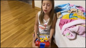 Монстр под кроватью у нас дома и sweety Lera