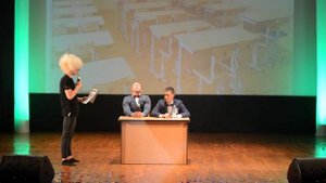 СЦЕНКА УРОК ИСТОРИИ
