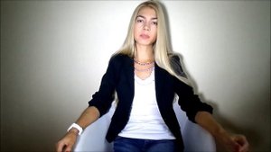 Как ухаживать за одеждой: Расшифровка значков на ярлыках