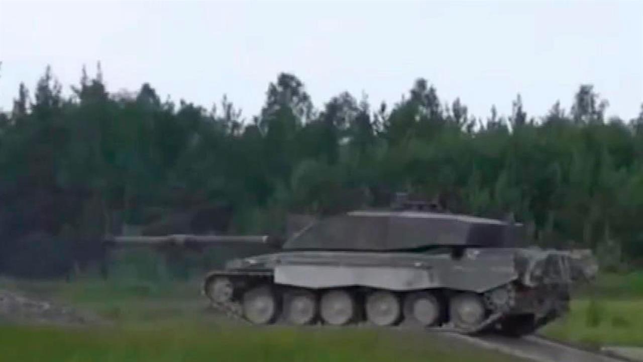 Миф о непобедимости британского танка Challenger 2 прямым попаданием развеяла российская артиллерия