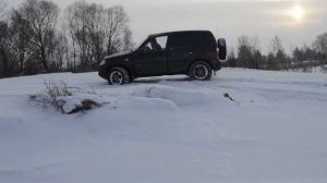 Зимний тест резины Kumho Road Venture 215/75/15 видео 2