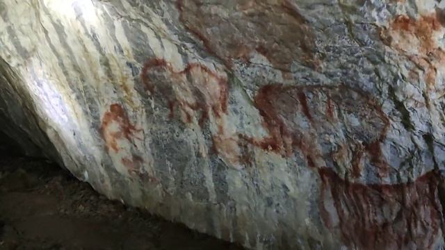 Наскальные рисунки древних людей в Каповой пещере смотреть онлайн