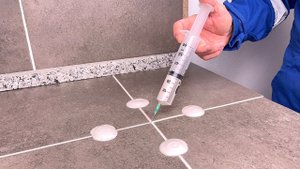 Ремонт Отслоившейся ПЛИТКИ Методом ИНЖЕКЦИИ Раствора!