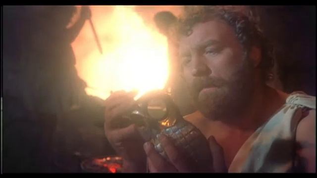 Clash of the Titans | Bubo | Warner Bros. Entertainment смотреть онлайн