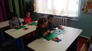 Детский сад № 116, занятие по лепке, тема Зайчонок