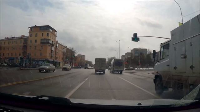 Караганда весь проспект Бухар Жырау от начала и до конца.